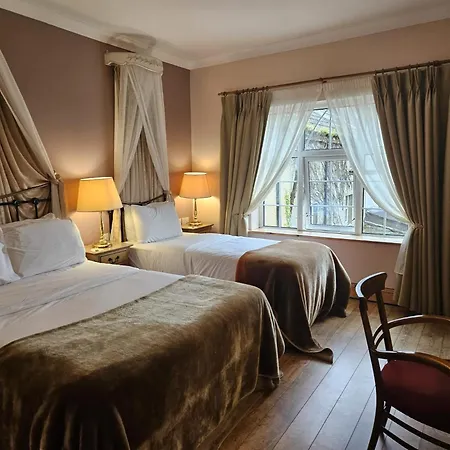 Гостевой дом The Old Bank Family Town House Bruff