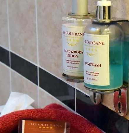 Affittacamere The Old Bank Family Town House Bruff