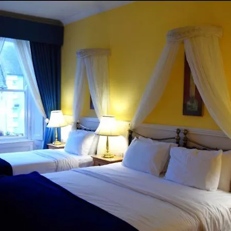 The Old Bank Family Town House Bruff