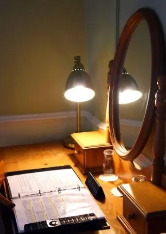 The Old Bank Family Town House Vendégház