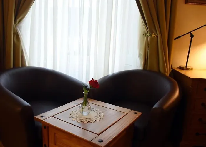 Vendégház The Old Bank Family Town House