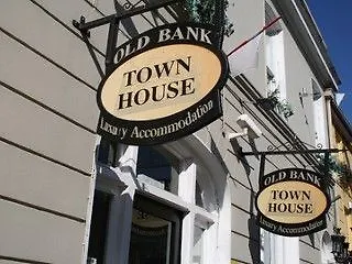 The Old Bank Family Town House Vendégház 4*